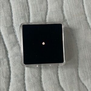 Elegant Diamond Stud Earring